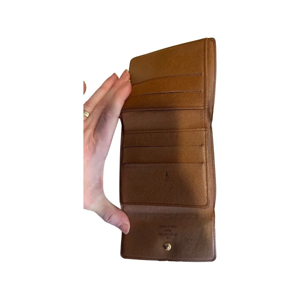 Louis Vuitton monogram unisex wallet - Picture 7 of 9